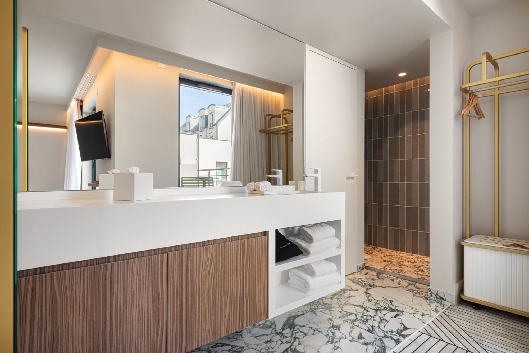 Hotel Yac Paris Clichy, A Member Of Radisson Individuals Exterior foto